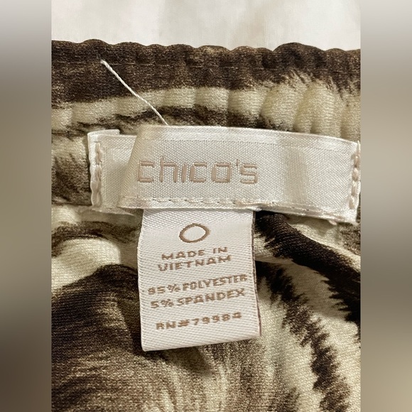 Chicos Sally Sarong Skirt Elastic Waist
Animal Print brown tan faux wrap SMALL - Picture 7 of 14